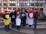 1037 - QR Markt 1 Wochenmarkt-Standbetreiber freuen sich auf QR-Code Start – Tradition trifft Zukunft