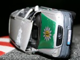 1086 - demoliertes Polizeifahrzeug Anarchie in Leimen: Bürgerinitiative besetzt Rathaus. OB Ernst im Exil.